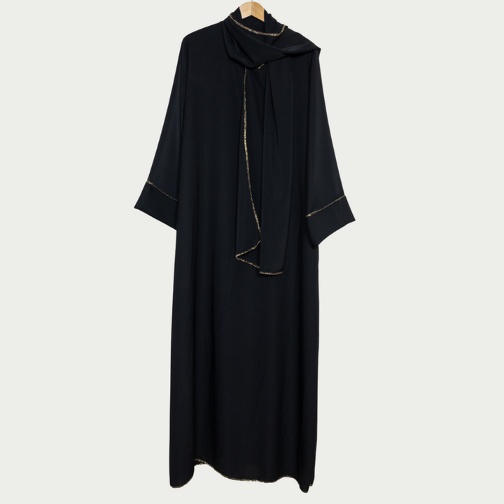 Abaya Safira avec hijab attaché